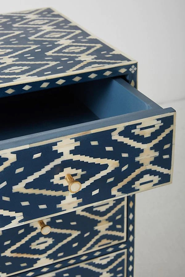 Fayra Chest