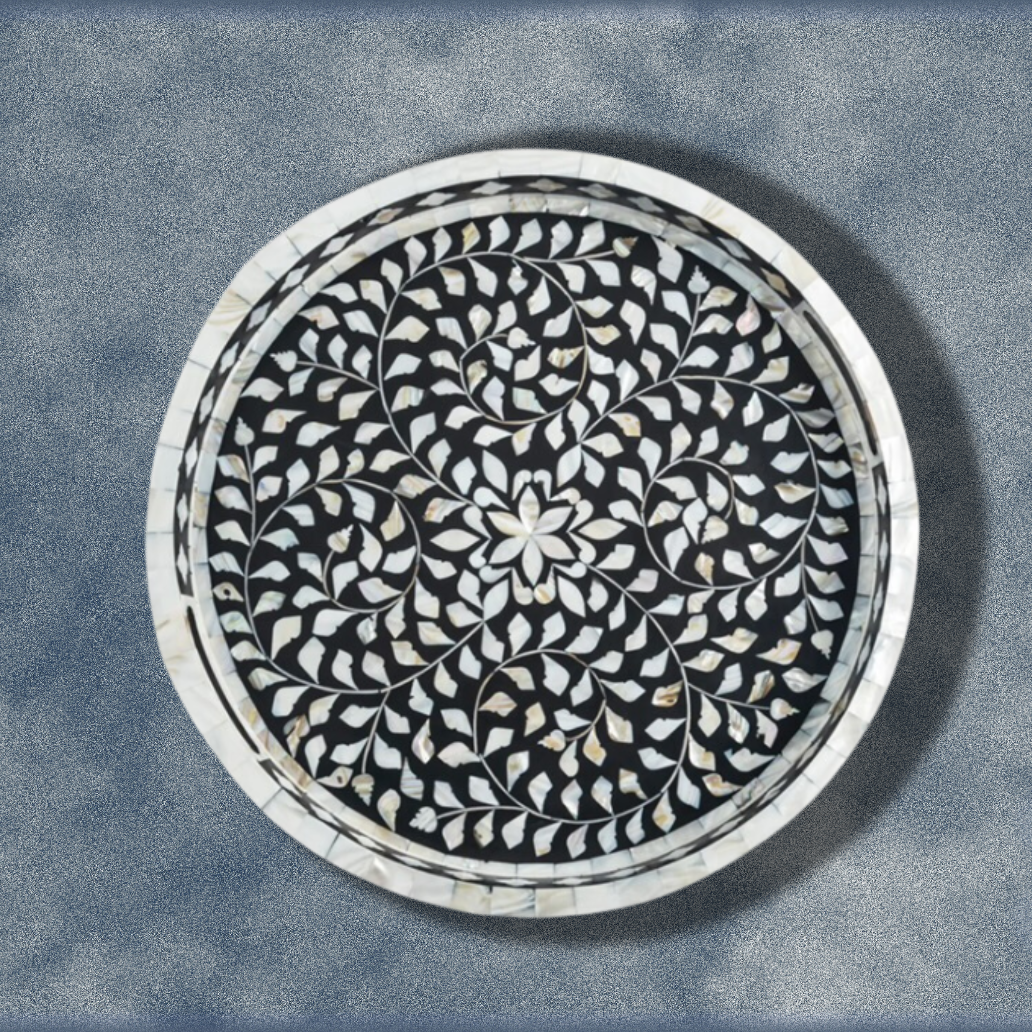 Gaia Round Tray