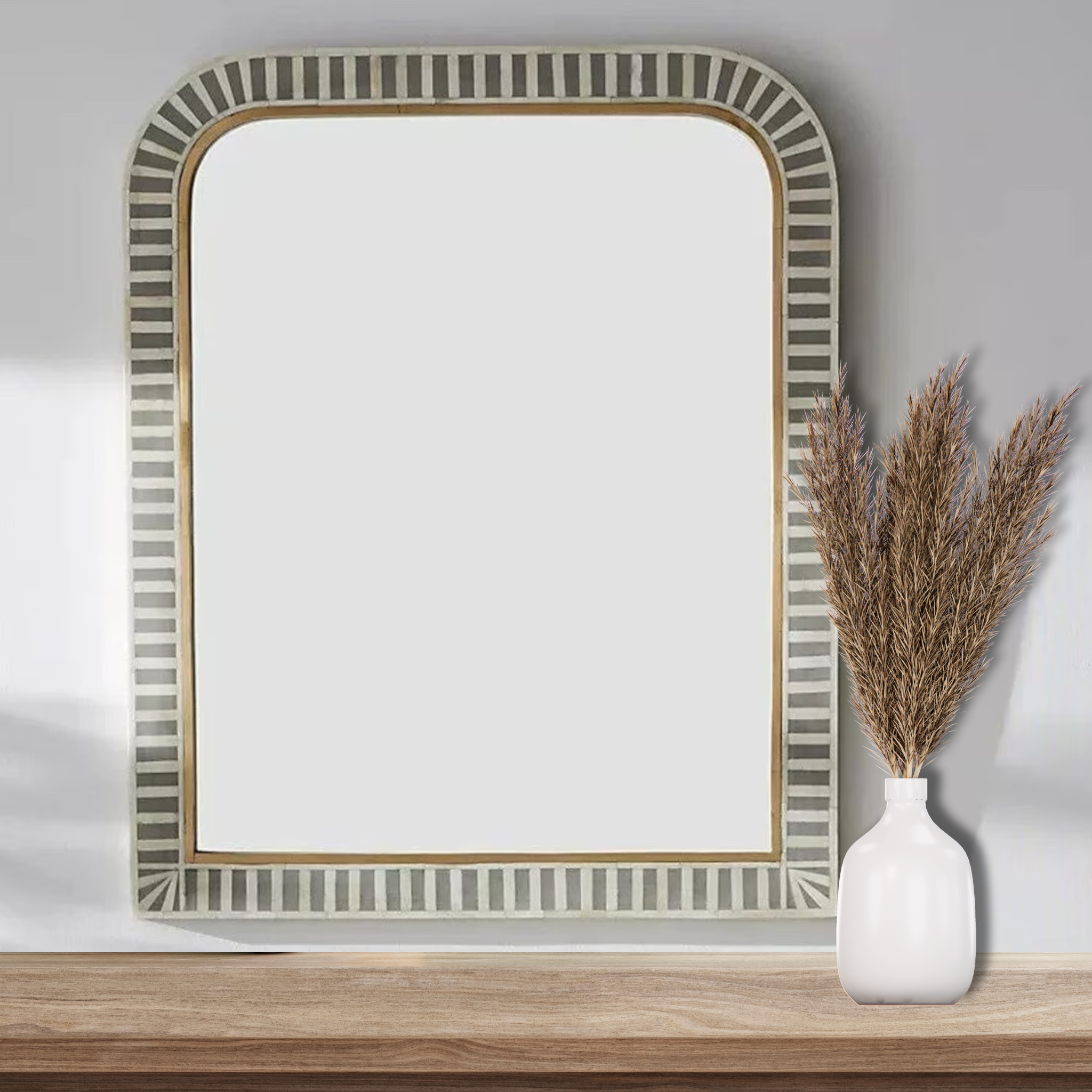 Indah Mirror